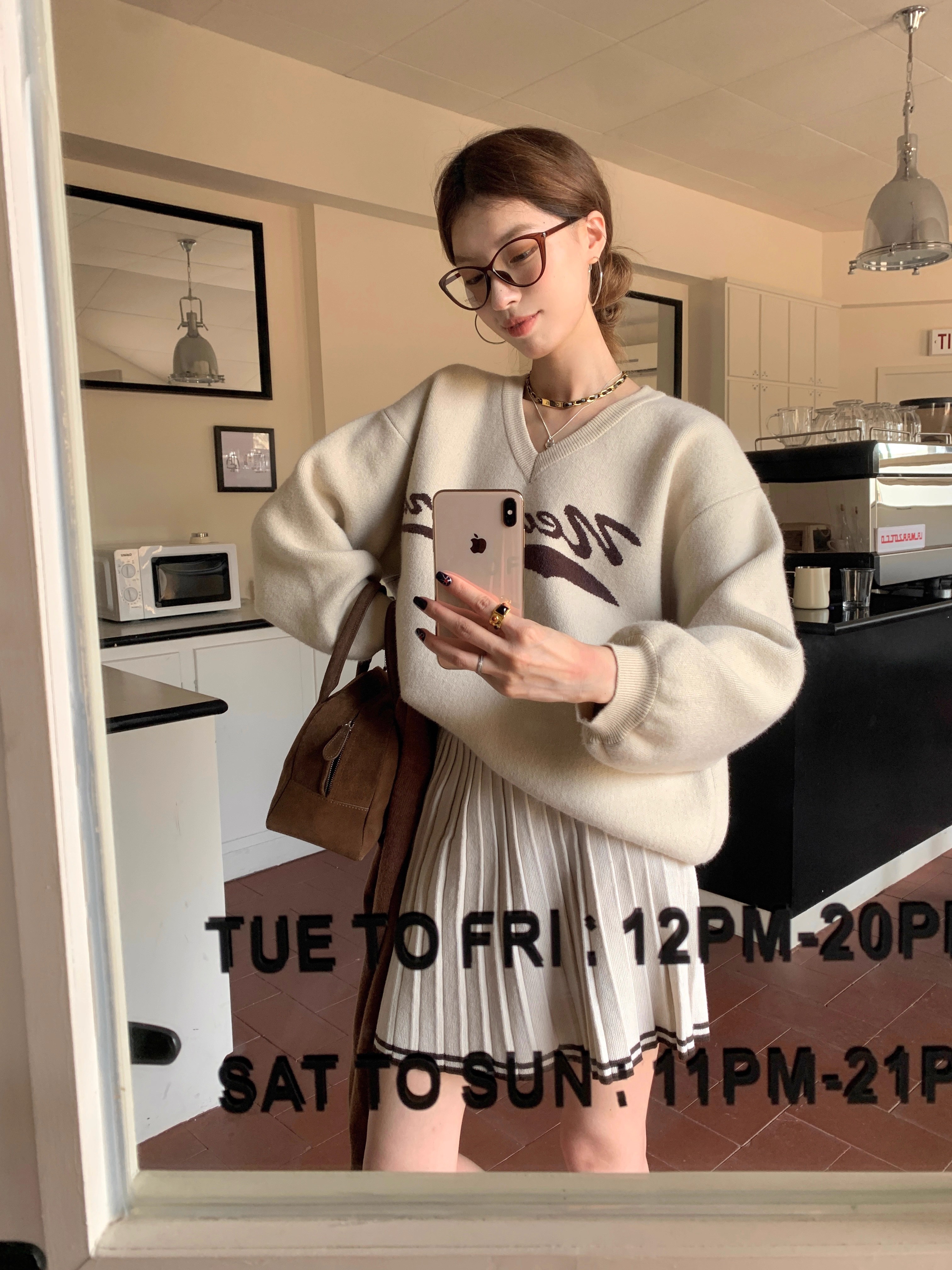 SourceWithU 糯嘰嘰歐尼 慵懶厚實羊毛毛衣女套頭V領寬鬆毛針織衫