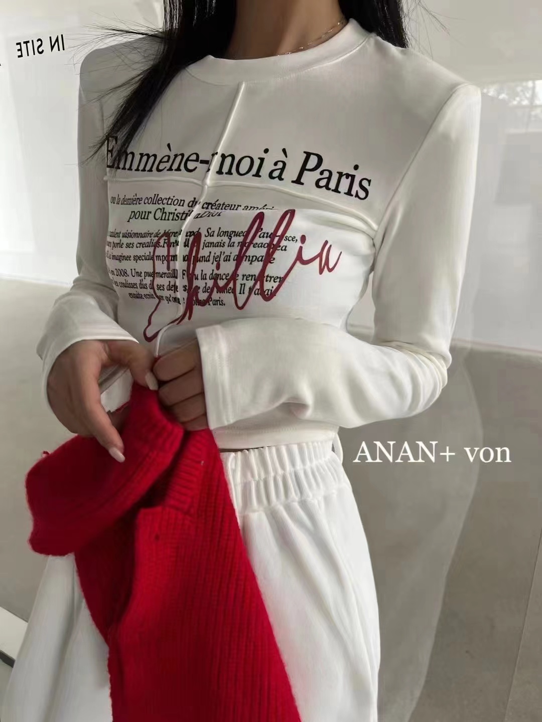 美式辣妹圓領修身短款露腰字母印花長袖加絨T恤女冬純色內搭打底