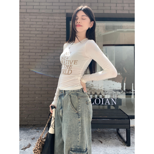 Real shot of new autumn right shoulder slim fit top 2023 Korean style casual bottoming versatile round neck long-sleeved T-shirt