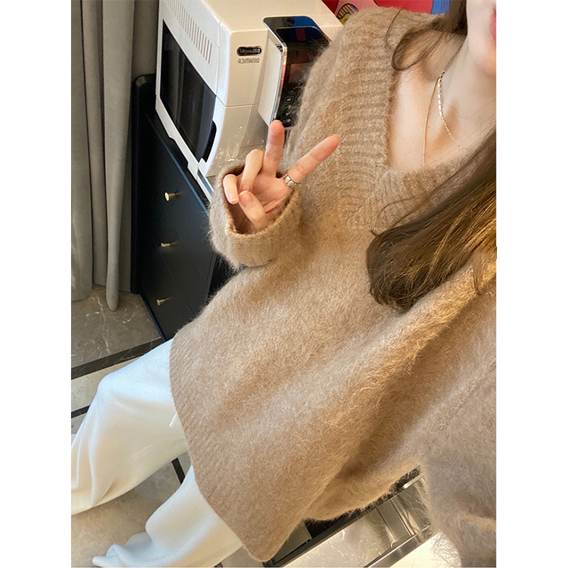 韓系卡其色套頭V領毛衣女寬鬆加厚冬季外穿慵懶風軟糯減齡高級感