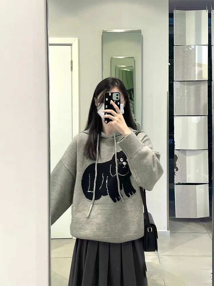 女裝2023新款秋季穿搭高級感時尚灰色針織衫寬鬆休閒毛衣外套女