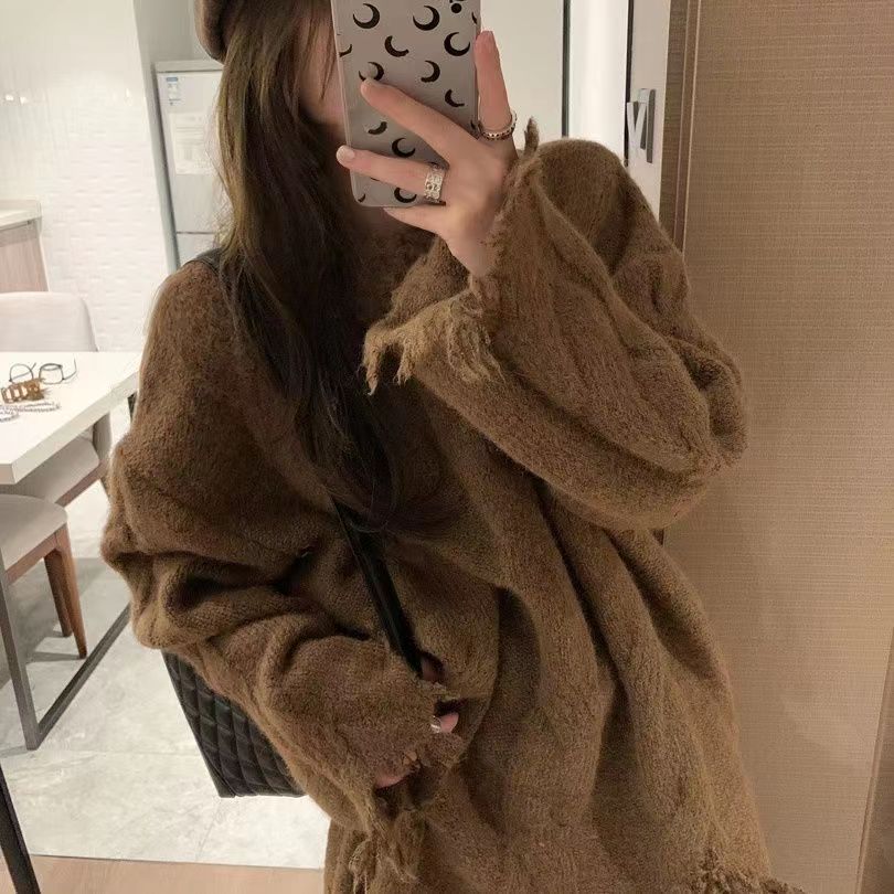 下擺破洞麻花露肩毛衣女2023秋冬新款寬鬆慵懶風外穿針織衫上衣潮