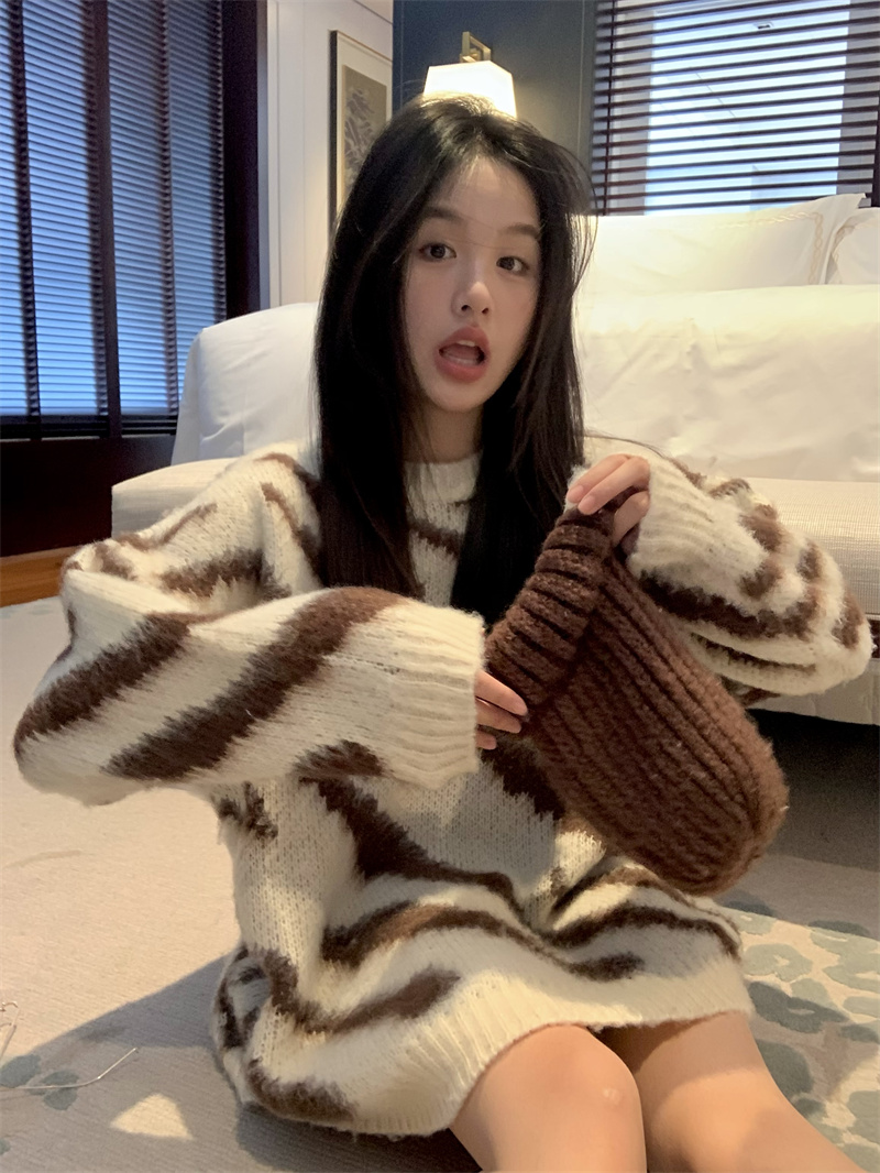 實拍  軟糯馬海毛毛衣女慵懶高級感韓系2023新款針織衫上衣