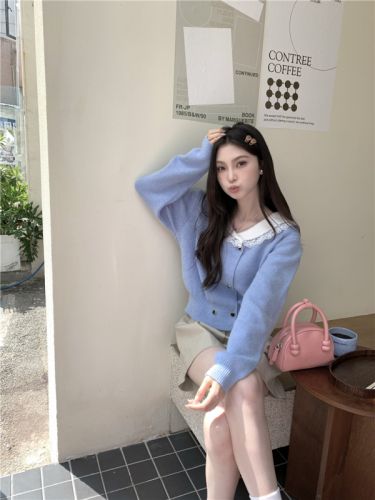 Real shot of French retro double-breasted lace spliced ​​sweater jacket
