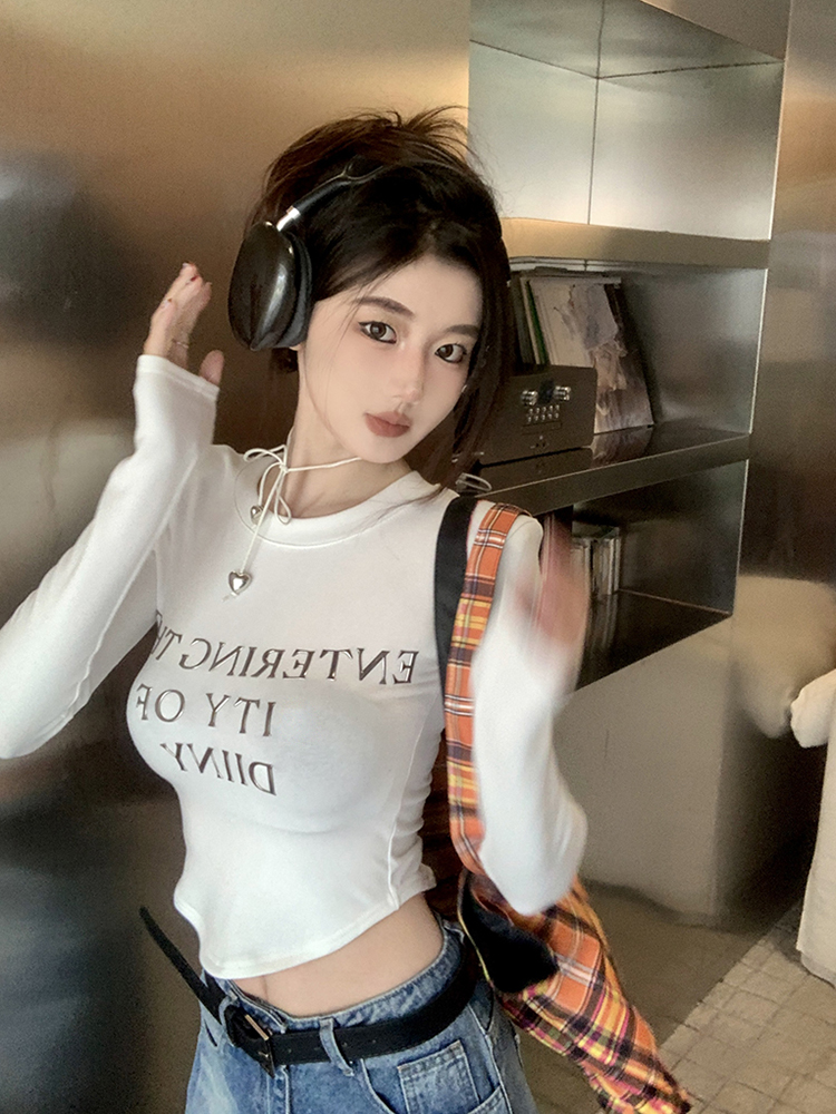 實拍  秋冬圓領字母燙圖正肩T恤修身短款顯瘦打底衫