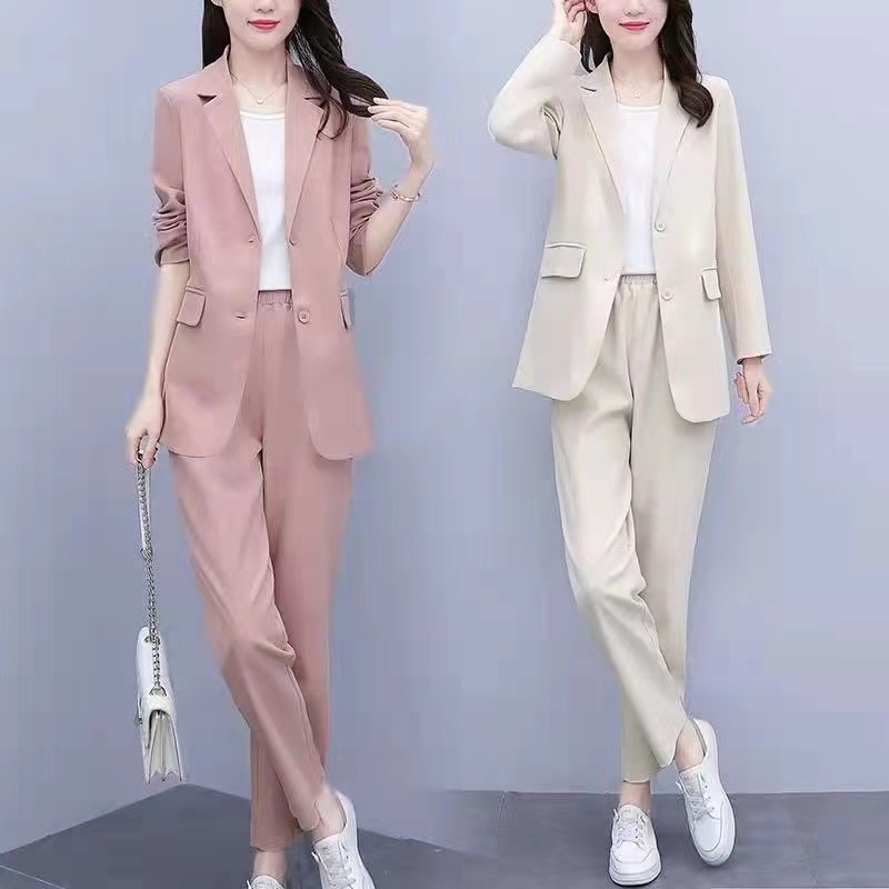 胖mm顯瘦套裝大碼女裝洋氣減齡遮肚子兩件套胖MM時尚2023新款春