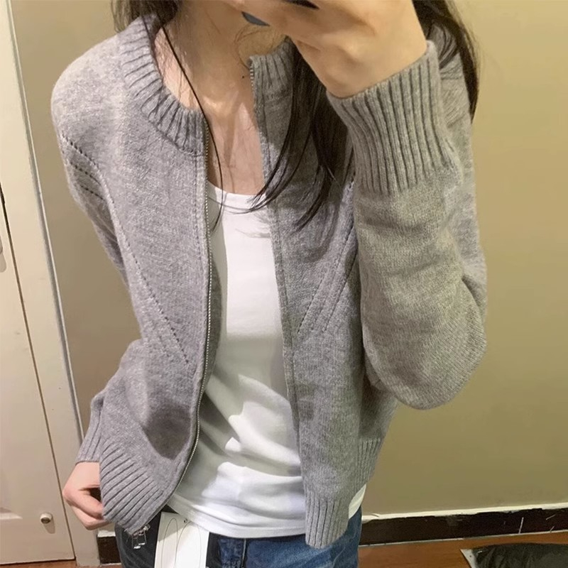 早秋灰色針織毛衣外套女薄款2023新款氣質短款拉鏈開衫外搭上衣春
