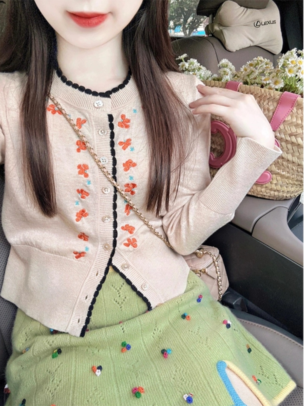 韓風chic溫柔風刺繡花朵撞色針織毛衣外套女秋冬新款小眾別致上衣