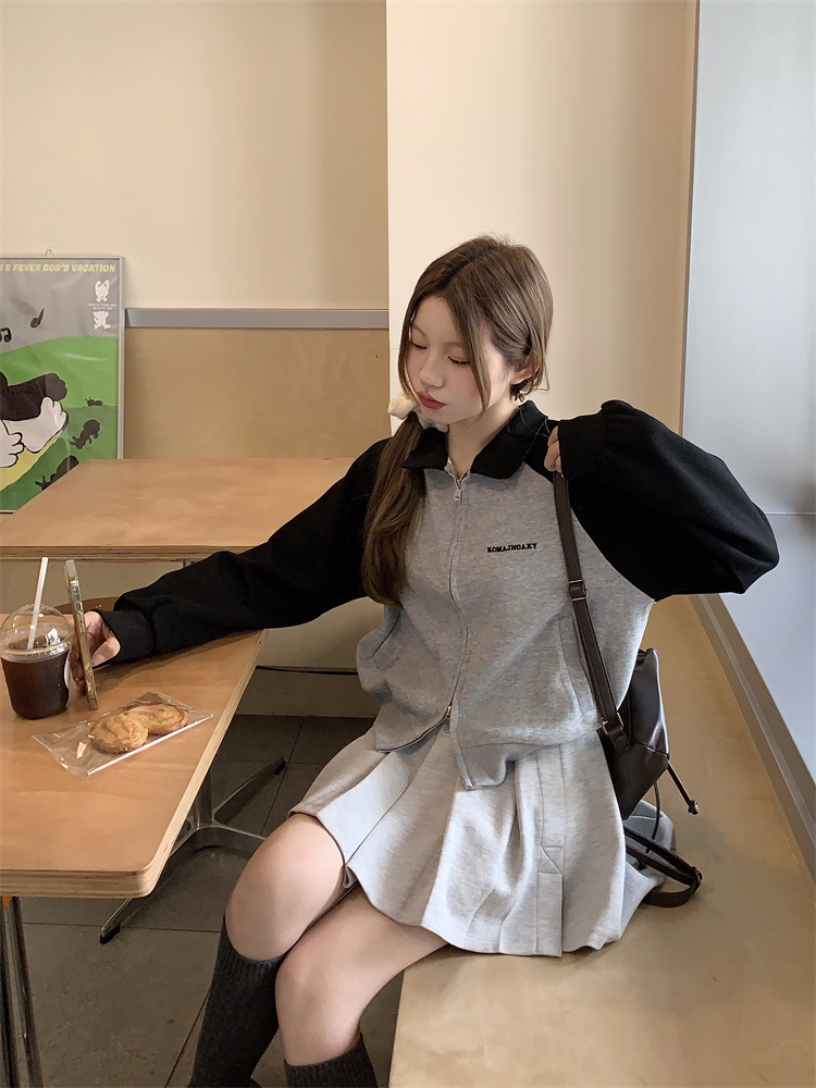 Real shot!  Contrast color polo lapel short jacket for women in autumn and winter, versatile double zipper embroidered letter baseball uniform