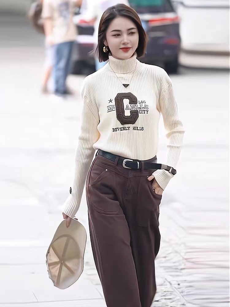 歐貨炸街運動套裝女秋季2023新款網紅時尚洋氣高領針織毛衣兩件套