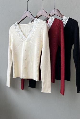 Real shot ~ Lace splicing V-neck sweater for women  autumn and winter new Korean style slim and chic versatile sweater
