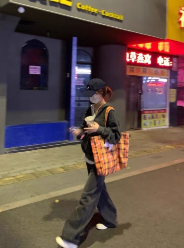 新款黑灰色拉链开衫卫衣女秋冬宽松设计感小众加绒加厚外套潮