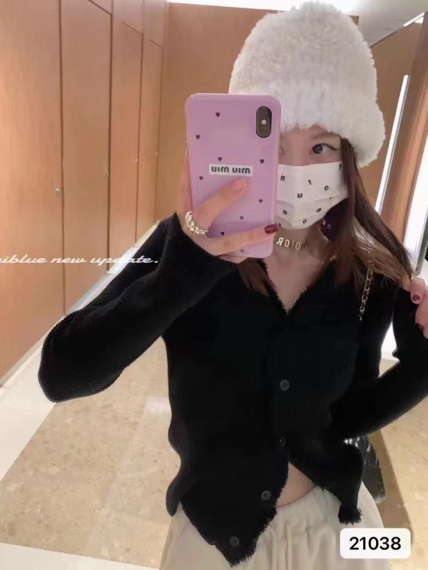 V領針織打底開衫女春秋毛衣外套設計感小眾修身別致甜辣長袖上衣