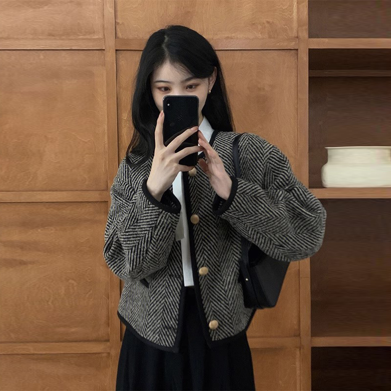 chic早春美式復古外套短款2023新款早秋女士初秋季女裝女春秋