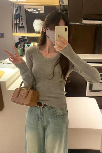 Photographed Warm Yellow Wool U-Neck Fitted Slimming Base Shirt  Autumn/Winter New Knit Top