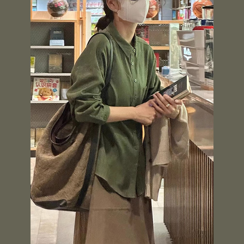 2023新款秋裝茶系穿搭一整套裝連衣裙子女秋冬季高級感長裙三件套