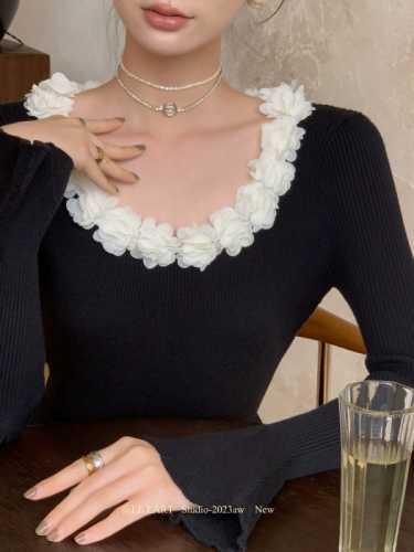 LELART女秋设计感小众高级感气质甜美立体花朵针织衫法式优雅上衣