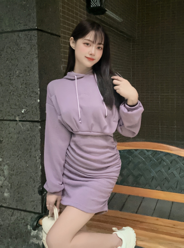 秋季新款猫耳连帽卫衣褶皱包臀连衣裙女洋气显瘦紫色长袖短款裙子