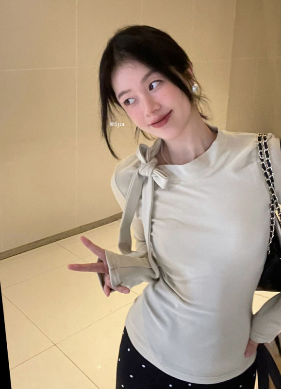 實拍chic半高領系帶蝴蝶結設計感抓絨坑條保暖打底衫