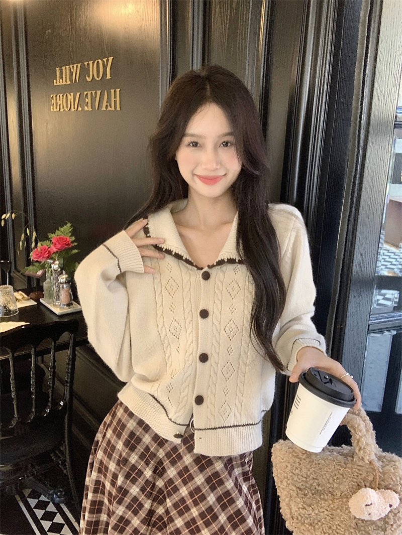 實拍~軟糯溫柔翻領復古鈎花毛衣小清新文藝百搭針織衫