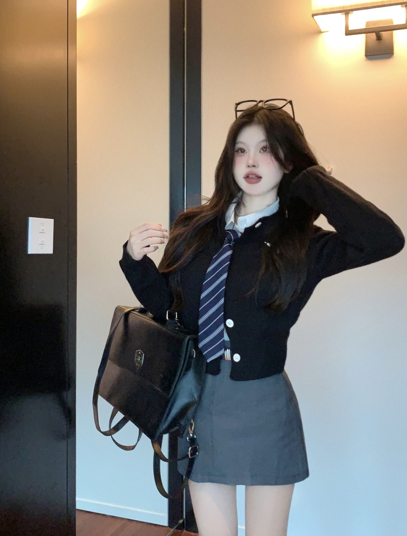 實拍 針織衫毛衣女長袖襯衫上衣短款開衫外套三件套