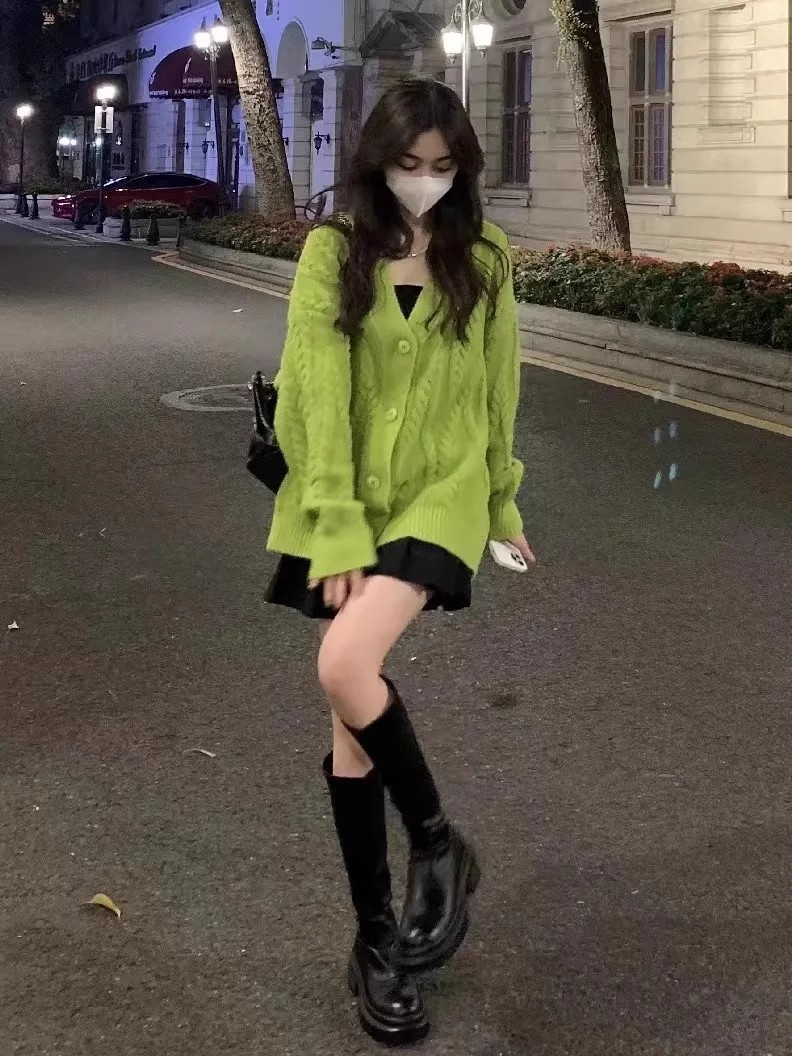 溫柔軟糯寬鬆牛油果綠針織外套女裝秋冬季新款日系復古慵懶風毛衣