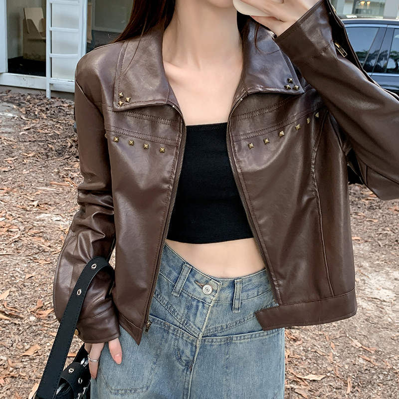 實拍~咖色美式復古鉚釘短款外套女2023秋季新款PU皮衣夾克潮