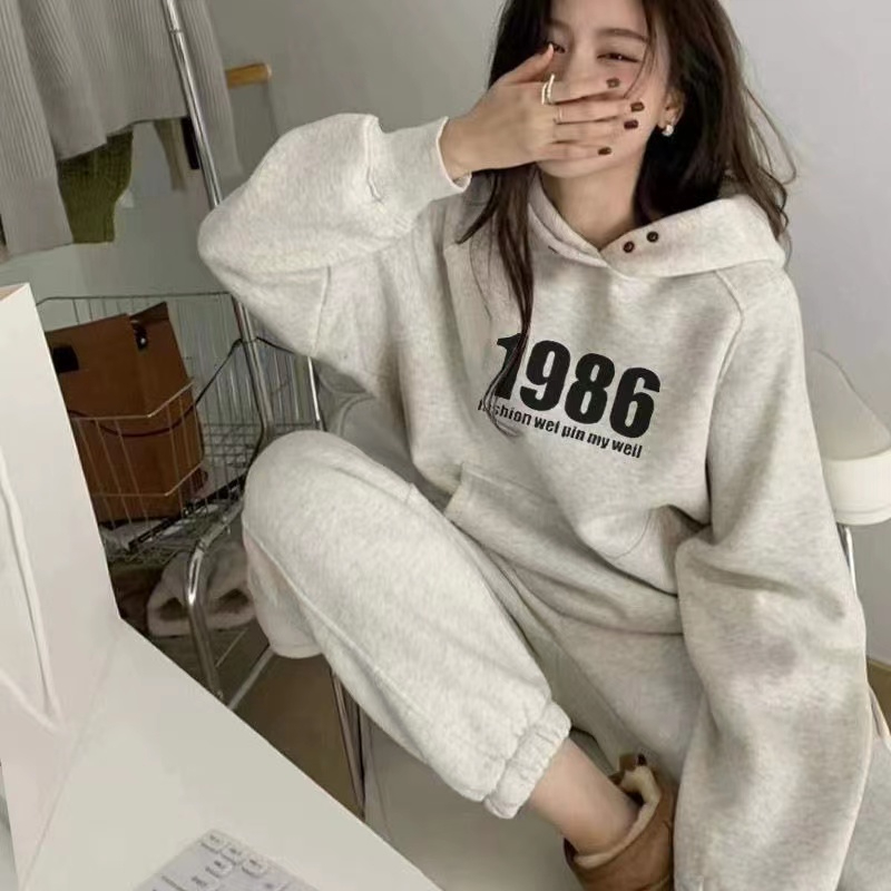 女2023年秋冬新款連帽衛衣休閒時尚運動上衣