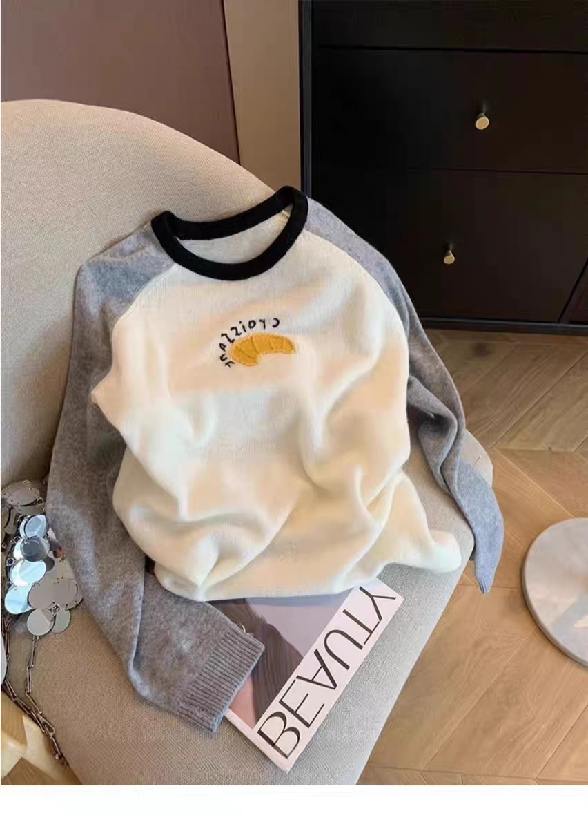 撞色字母刺繡圓領軟糯毛衣女秋2023設計感W小眾寬鬆休閒套頭針