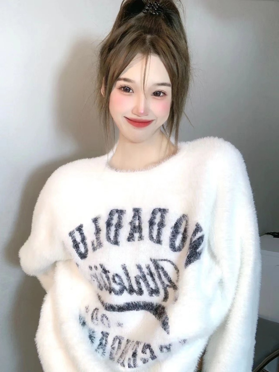 2023秋冬新款毛絨絨慵懶風軟糯毛衣女寬鬆水貂絨針織上衣