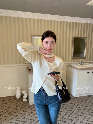 包芯纱韩版小众设计感洋气镂空长袖针织衫百搭纯色上衣