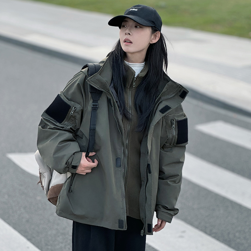 衝鋒衣三合一 23 秋冬新款搖粒絨棉服外套女戶外防風防水情侶夾克