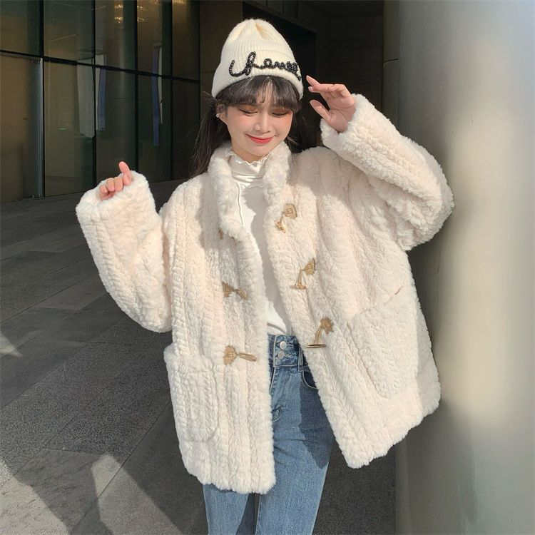羊羔毛小香風外套女秋冬加厚2023新款韓系高級感牛角扣小個子棉服