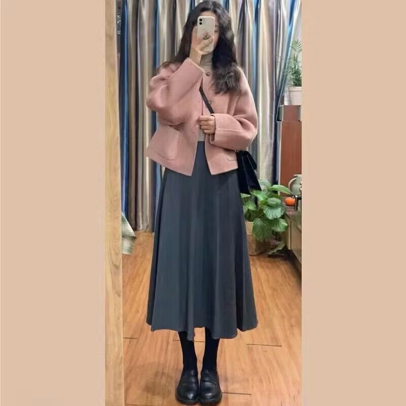 高級感粉色毛呢外套女短款秋冬裝新款韓版小個子文藝復古呢子大衣