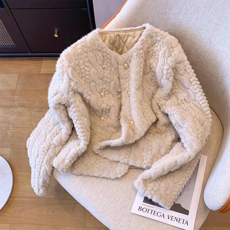 Xiaoxiangfeng Twist Faux Fur Short Jacket Women's Winter High-Quality Temperament Plush Cardigan Versatile Loose Top