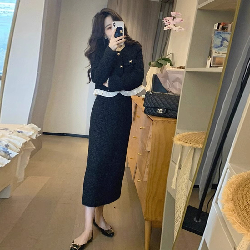 小香赫本風黑色連衣裙子秋季2023新款女裝小個子秋冬穿搭套裝長裙