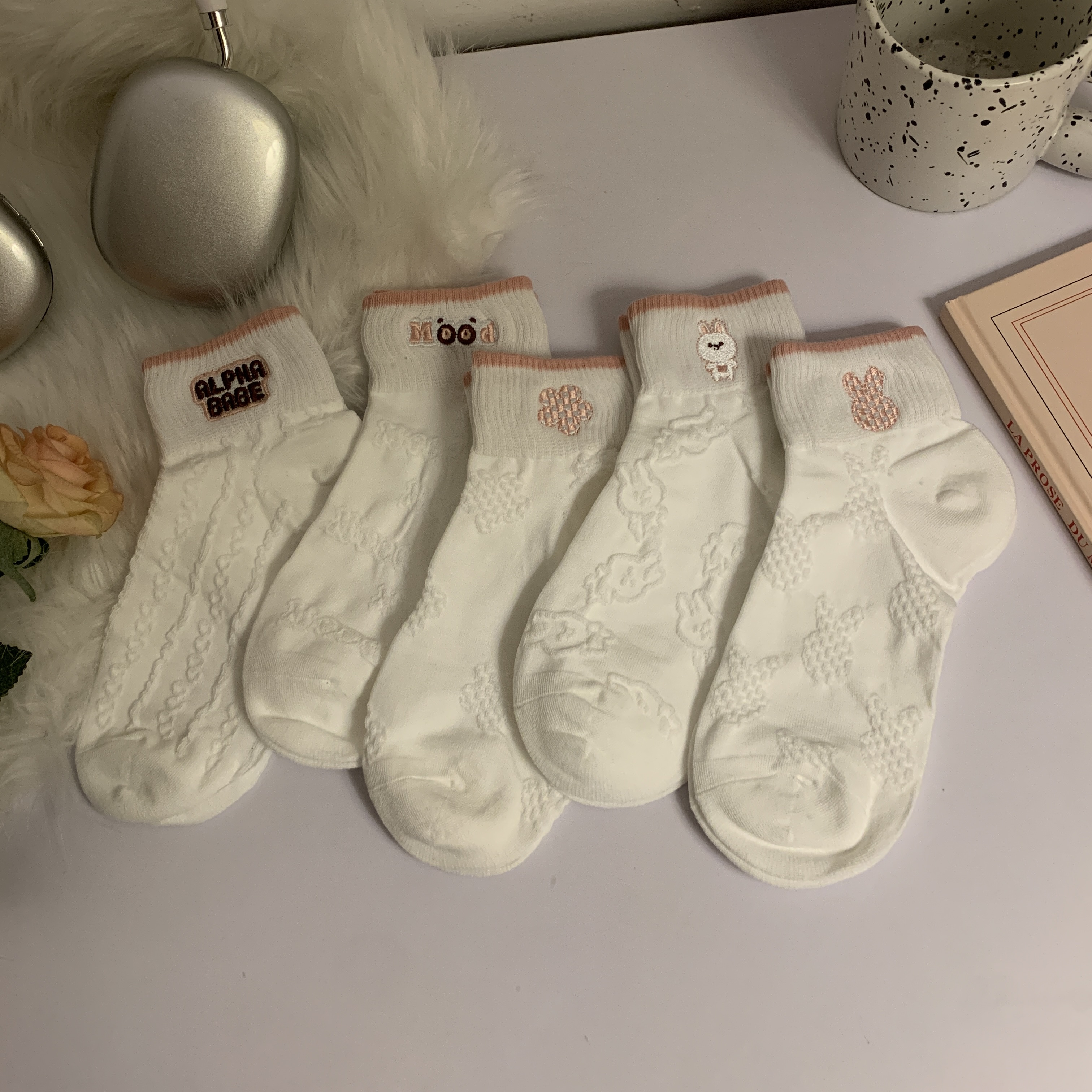 實拍 韓版百搭白色襪子浮雕刺繡短襪純色學生純棉襪5雙裝