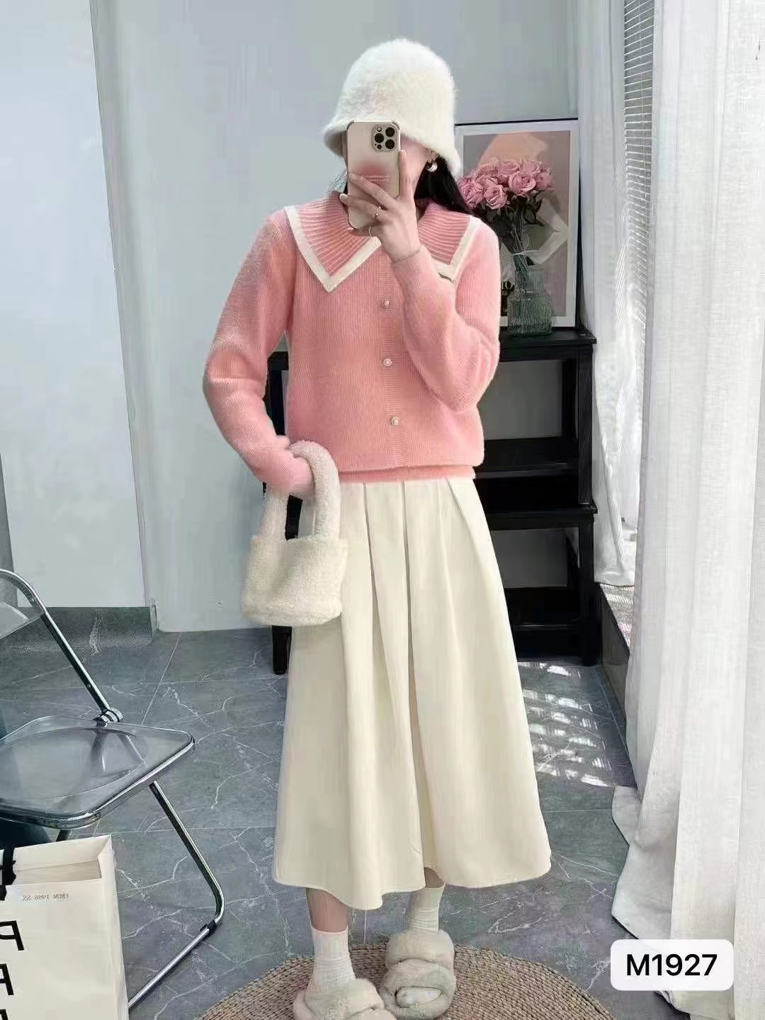 秋季新款設計感甜美減齡娃娃領拼色排扣長袖上衣女