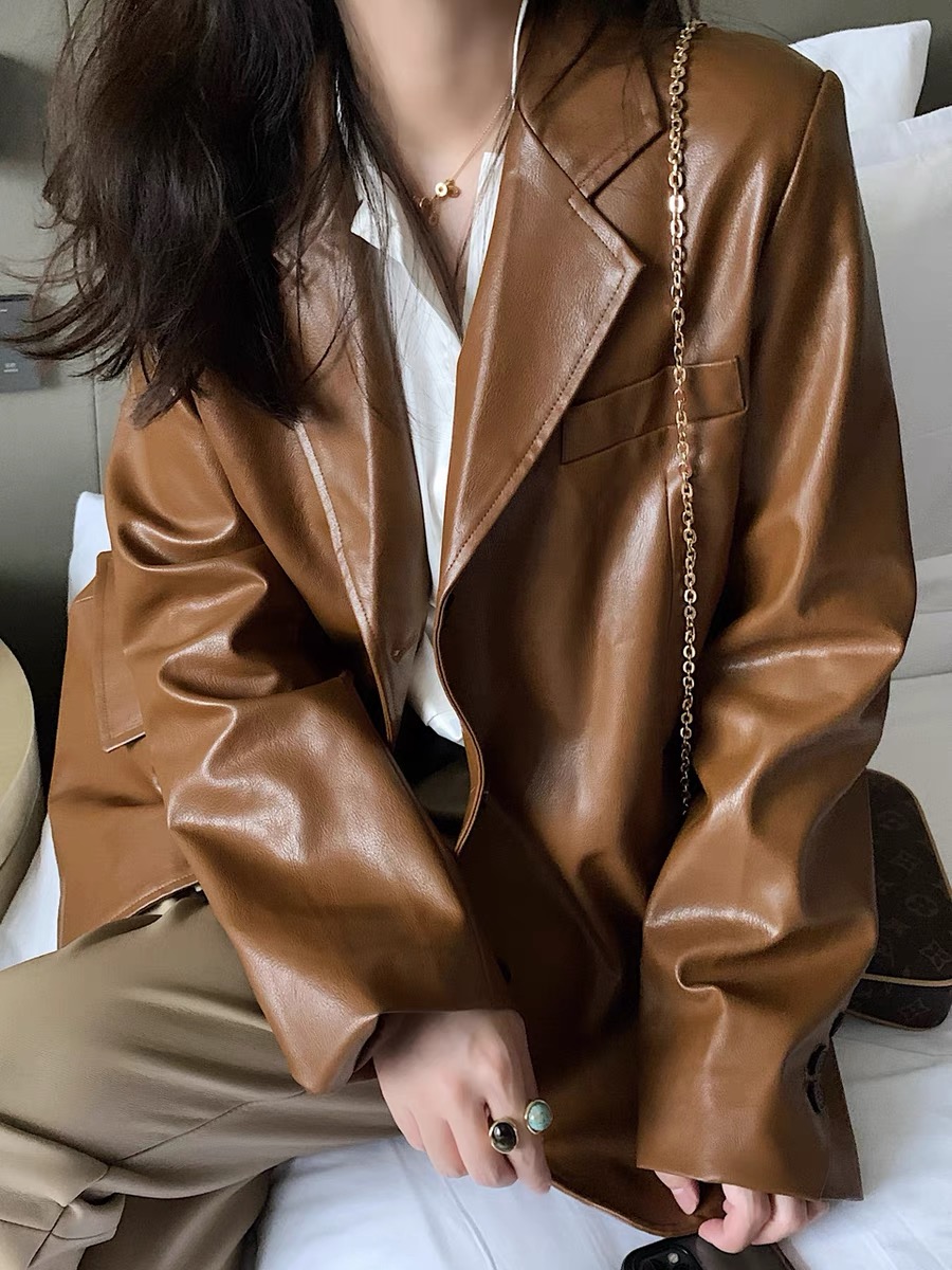 皮衣外套女2023年春秋季新款韓版時尚休閒西裝復古港風機車夾克潮