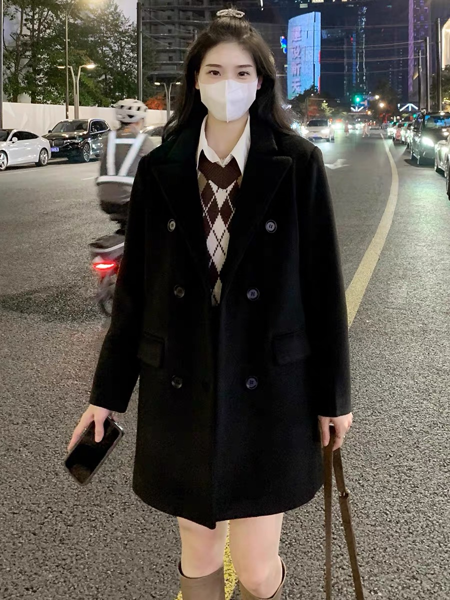 黑色毛呢外套女中長款2023秋冬新款赫本風正肩西裝呢子大衣小個子