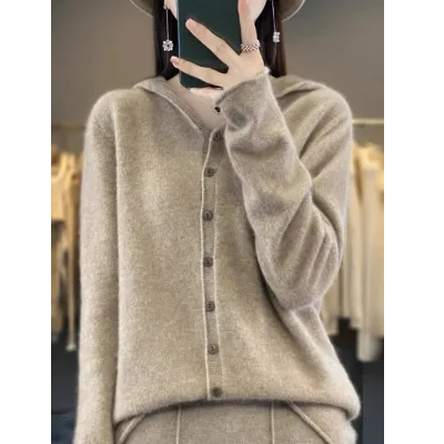 2023 Autumn Simple Solid Color Casual Loose Wool Knitwear Women's Curled Lazy Style Autumn and Winter Style Hooded Cardigan