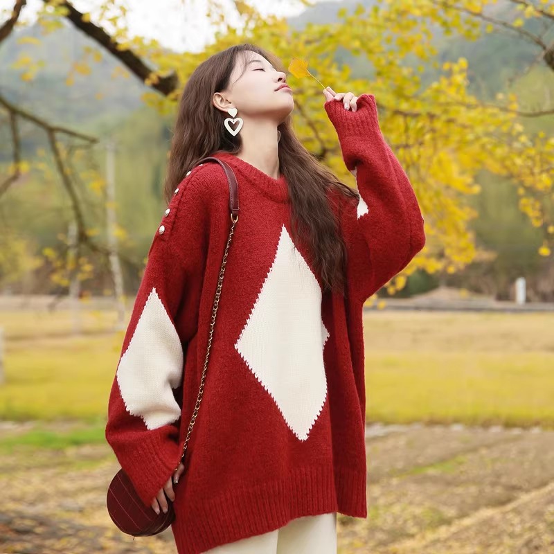 日系慵懶復古紅色聖誕毛衣女大碼小眾內搭上衣寬鬆菱形針織衫胖mm