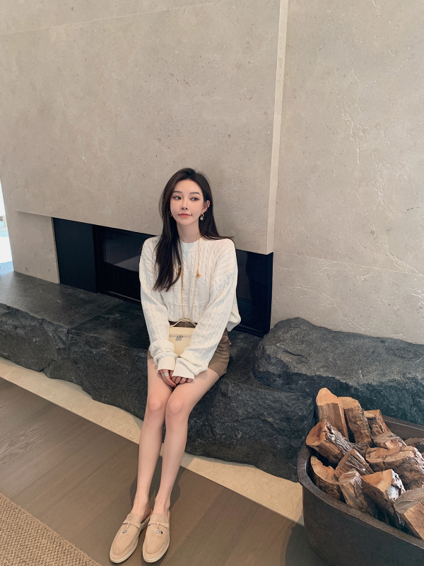 「Quiet Luxury慵懶套裝」 柔軟蓬鬆 麻花提花毛衣
