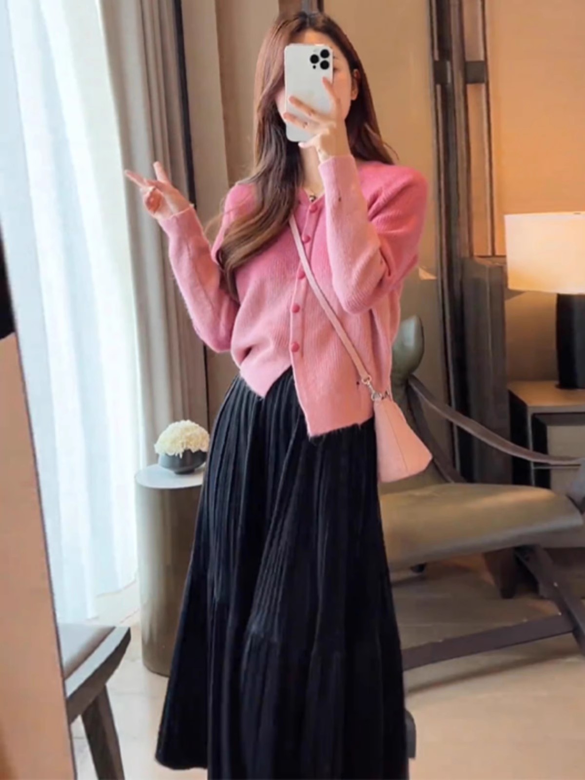 女款2023新款漸變V領長袖針織毛衣秋季設計感百搭寬鬆顯瘦上衣女