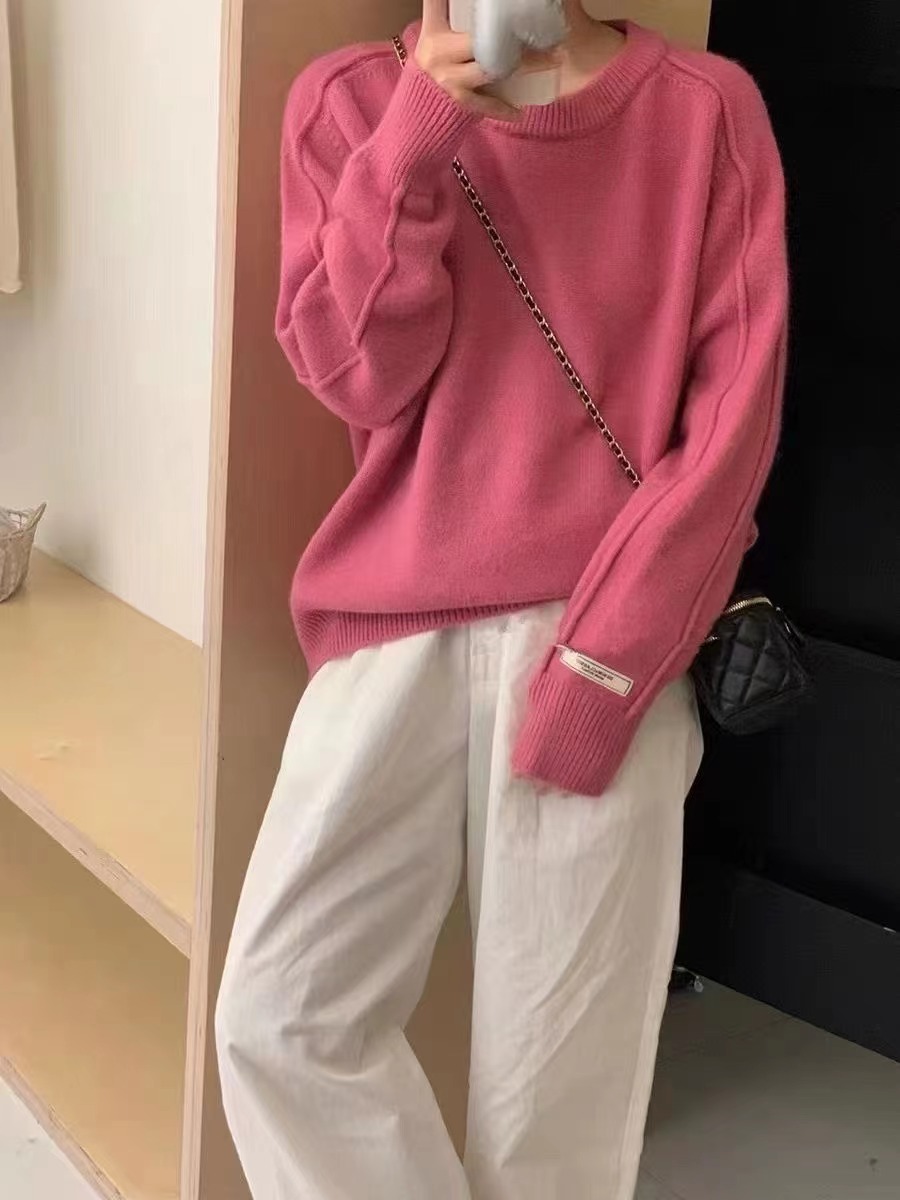 設計感小眾圓領貼標套頭毛衣女秋冬新款寬鬆韓版長袖打底針織衫厚