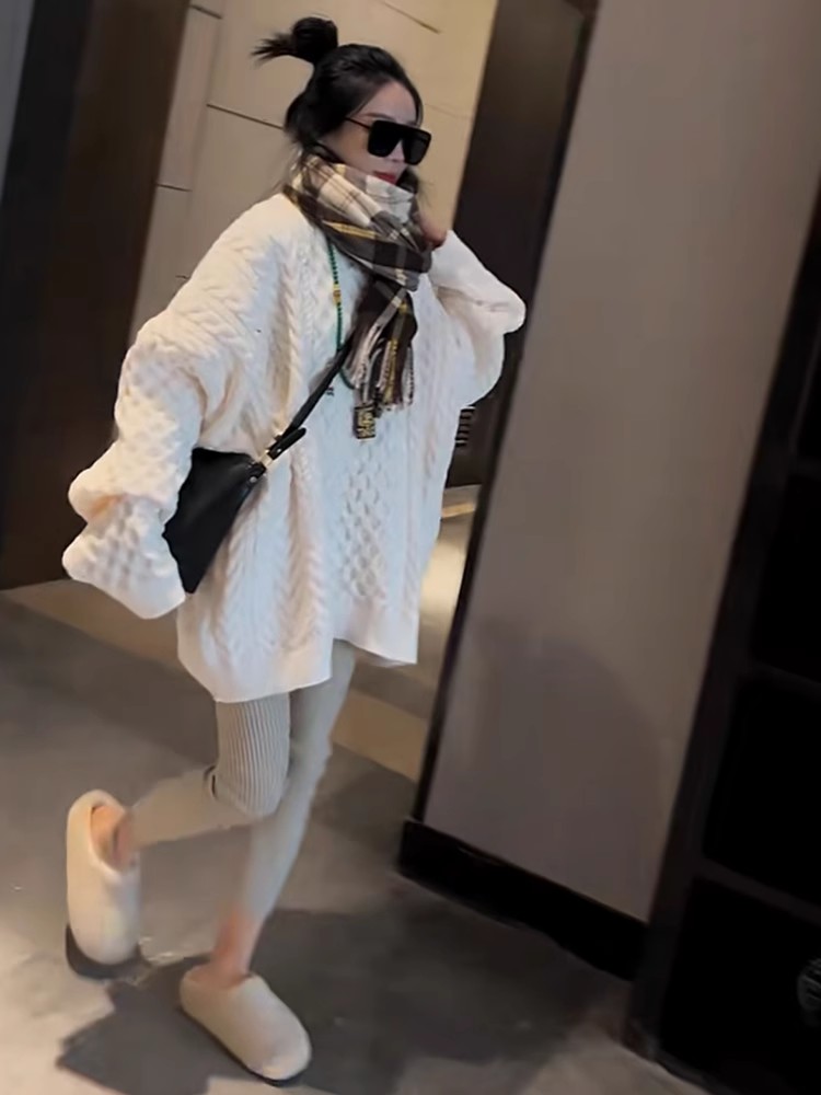 慵懶風百搭純色圓領毛衣女歐洲站2023秋冬新款韓版寬鬆顯瘦上衣潮
