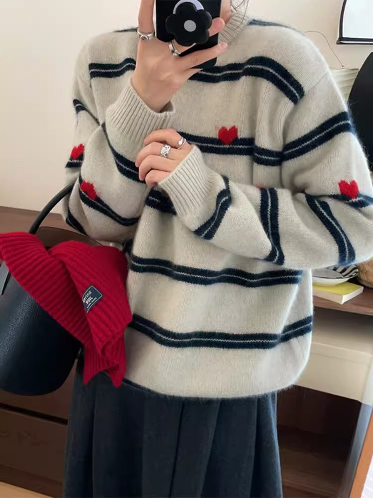 愛心條紋套頭浣熊絨毛衣女秋冬加厚冬季設計感小眾內搭打底針織衫