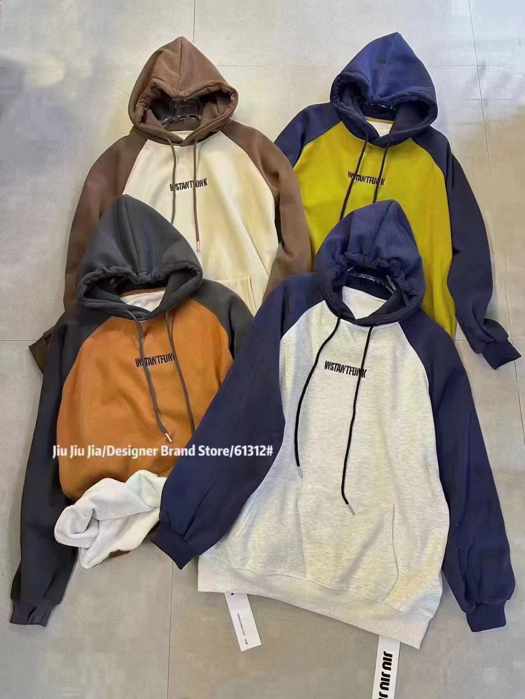 韓版插肩袖加絨連帽衛衣女2023秋冬新款刺繡字母撞色洋氣寬鬆百搭