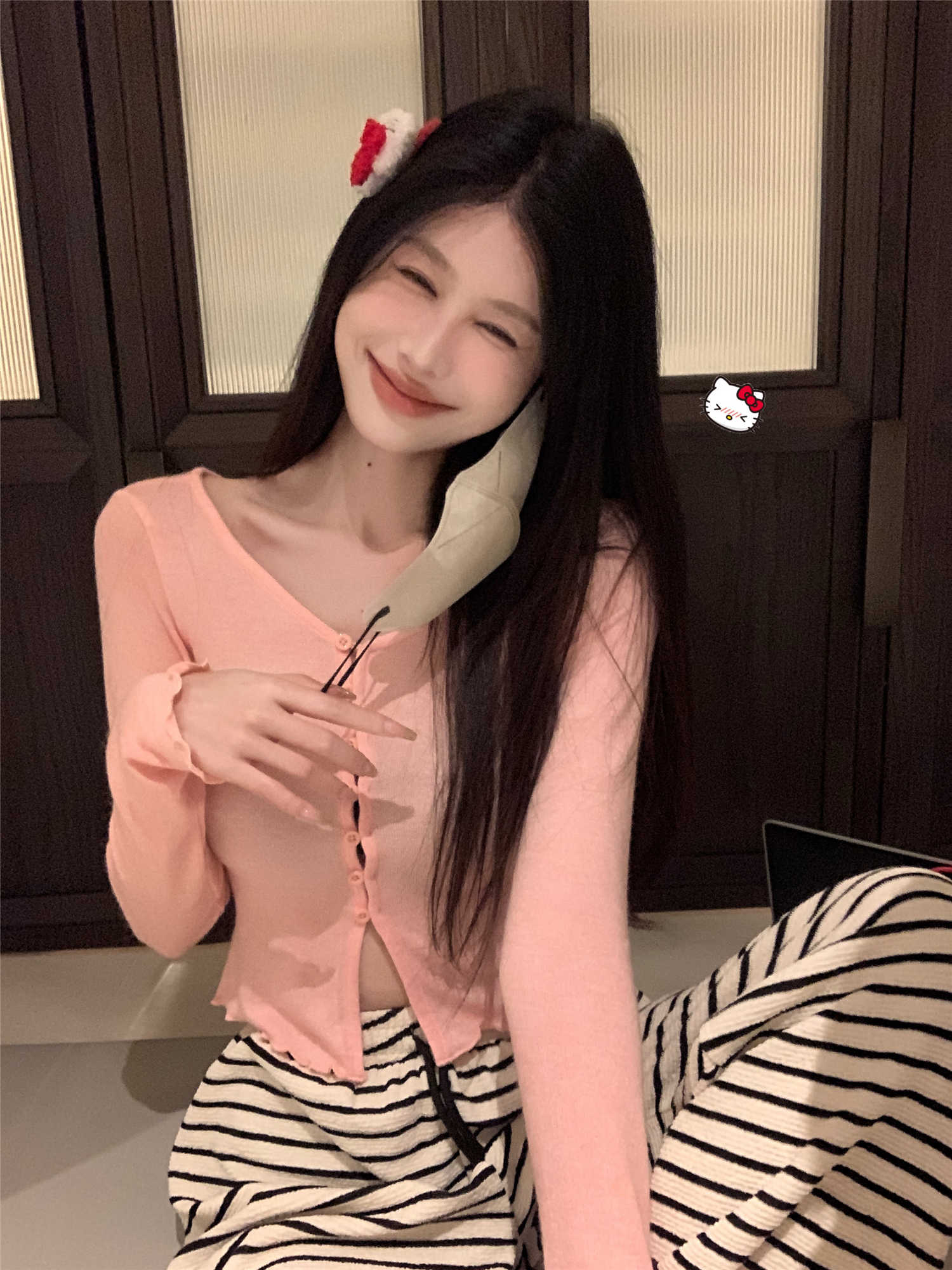 實拍~純欲v領紐扣tee秋冬顯瘦打底衫小眾白色長袖上衣