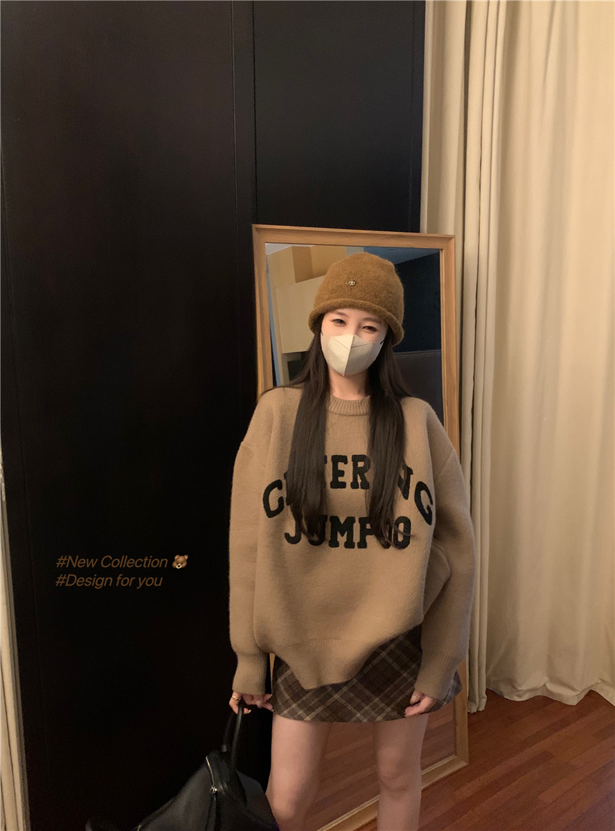實拍圓領長袖寬鬆字母毛衣女秋季寬鬆保暖加厚針織上衣格子裙套裝